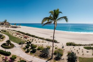 Platja a a prop