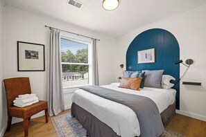 3 chambres, bureau, fer et planche à repasser, Wi-Fi gratuit
