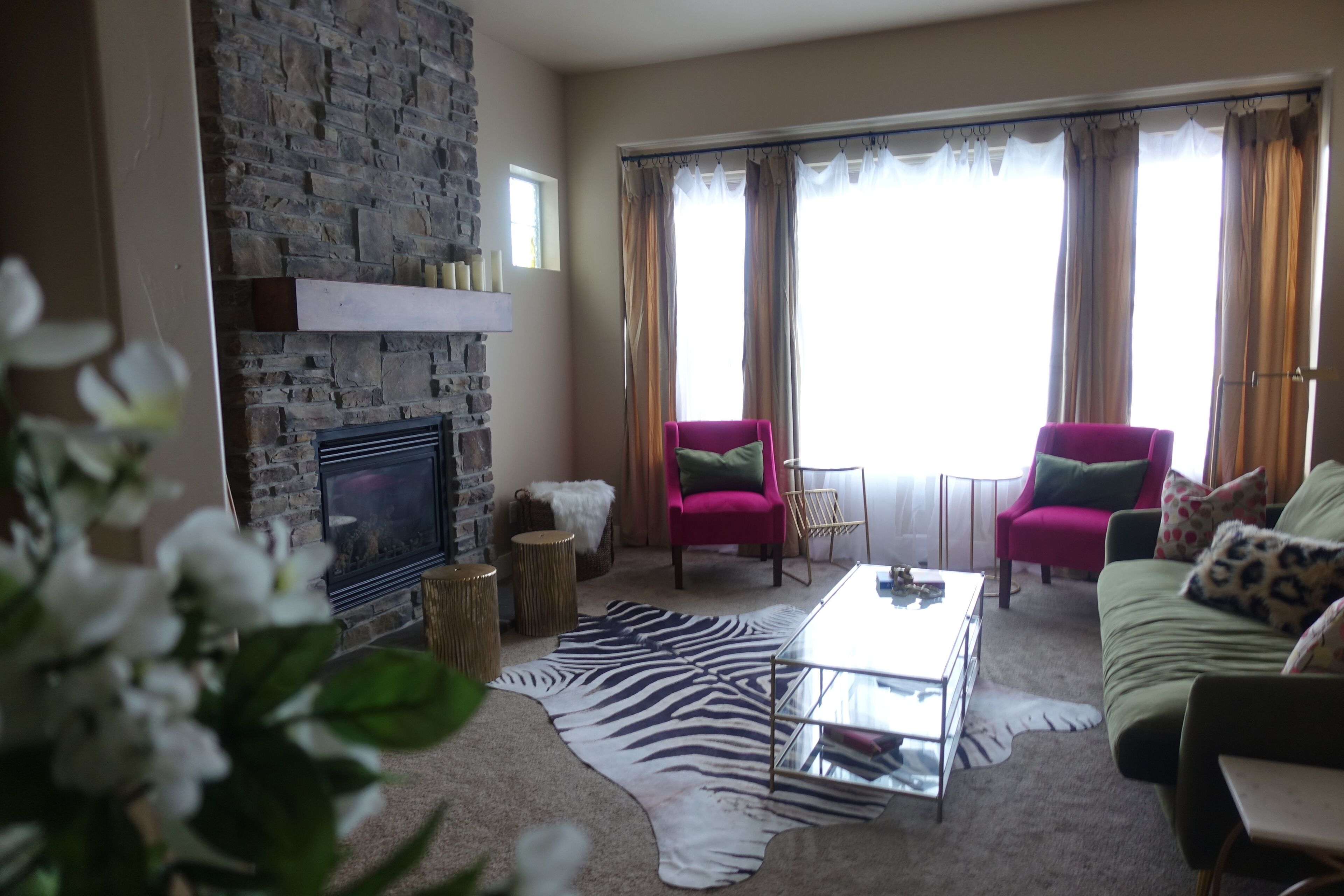 Flat Fee Monthly Rate Perfect for two Families w/ Teens or Multiple Couples!   