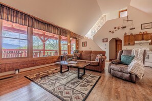 Smart TV, fireplace, video games, books