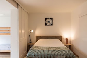 6 Schlafzimmer, kostenloses WLAN, Bettwäsche