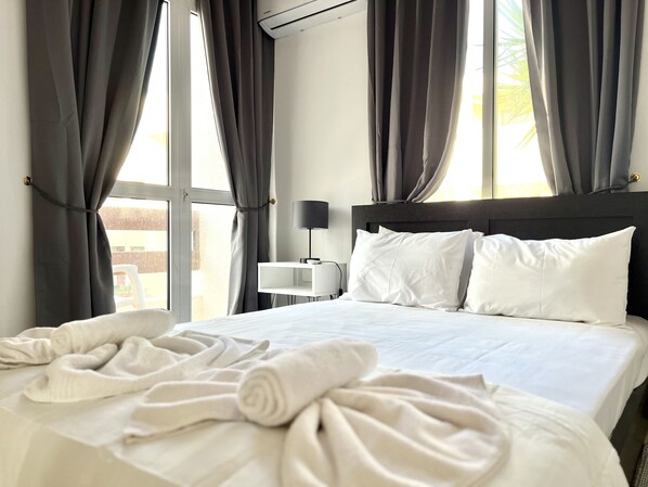 2 habitaciones, tabla de planchar con plancha y wifi gratis 