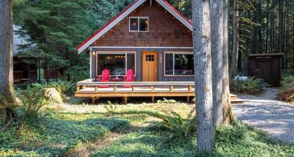 Mt Bakers Romantic Couples Cabin