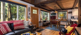 Mt Bakers Romantic Couples Cabin