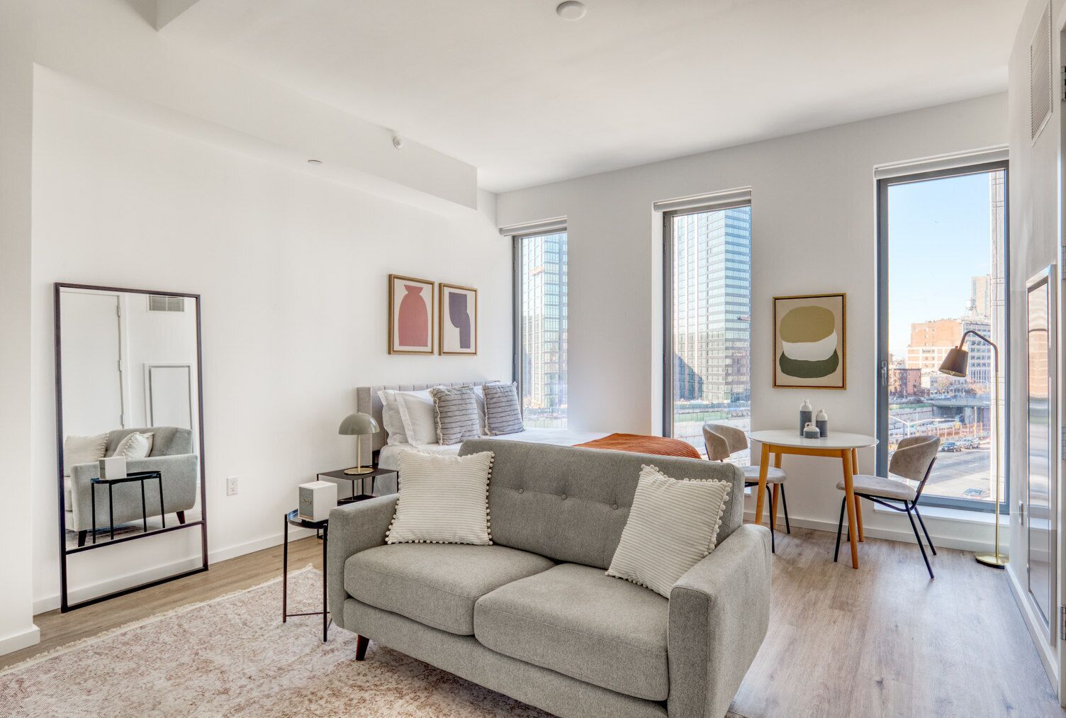 テレビ、ステレオ