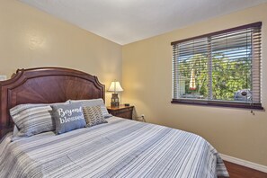 2 Schlafzimmer, Schreibtisch, Bügeleisen/Bügelbrett, kostenloses WLAN