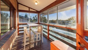 Unclassified image, 3 of 39, button - A holiday home perfect for families seeking a peaceful getaway. (Lancelin)
