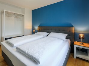 1 dormitorio y ropa de cama