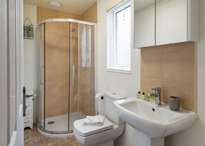 Bathroom - Spa Castaway (Pet Garden) (Raywell, Beverley)
