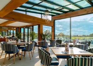 Dining - 1 bedroom accommodation in Naburn, York (Naburn, York)