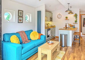 Living area - 1 bedroom accommodation in Naburn, York (Naburn, York)