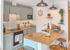 Oven - 1 bedroom accommodation in Naburn, York (Naburn, York)