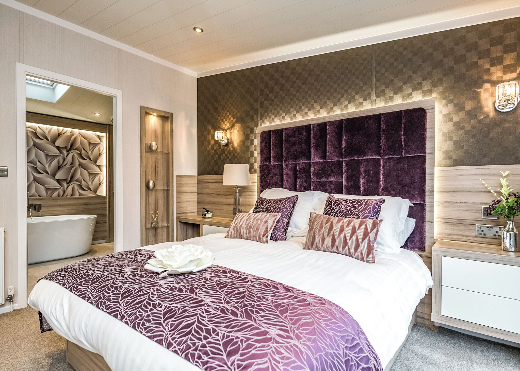 2 bedrooms