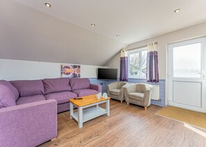 TV - Ocean Breeze Villa 3 (Woolacombe)