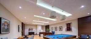 Game room - KOHH – 3BR in DAMAC Heights (Dubai)