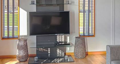 3 bedroom accommodation in Newbury