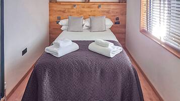 3 bedrooms