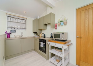 Fridge, oven, stovetop, toaster