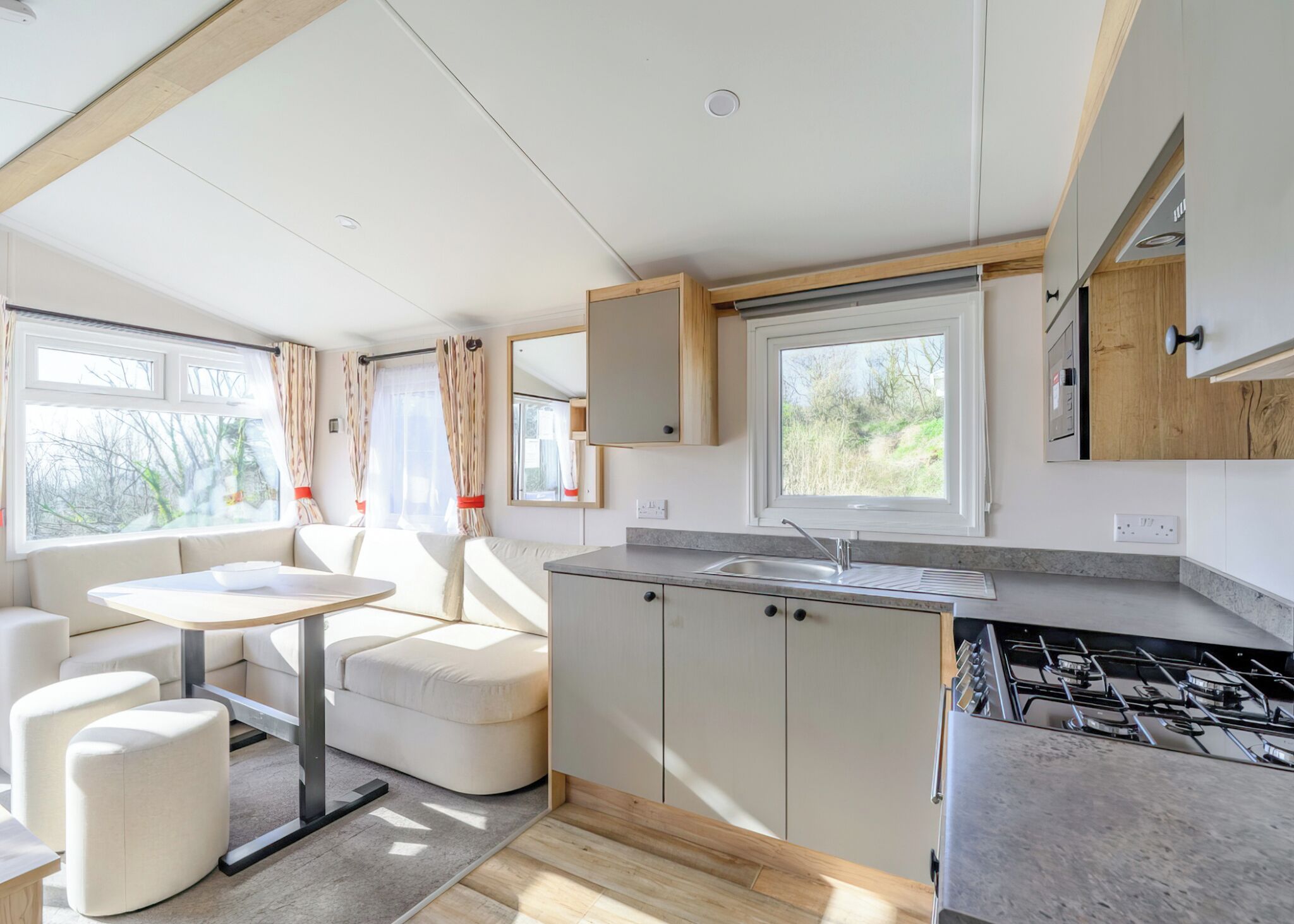 Fridge, oven, stovetop, toaster