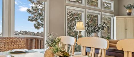 تناول الطعام