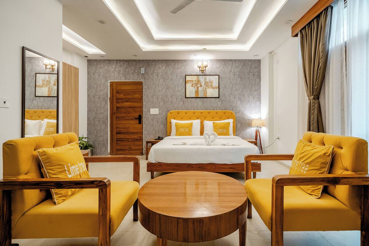 Superior Single Room | 1 bedroom, hypo-allergenic bedding, in-room safe, desk