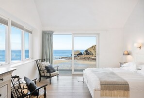 4 Schlafzimmer, Bügeleisen/Bügelbrett, Reisekinderbett, WLAN