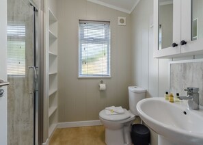 Bathroom - Wolds View Spa (Pet Garden) (Raywell, Beverley)