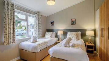 2 bedrooms, internet