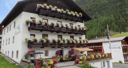 Chalet in Vent near Stablein Ski Lift