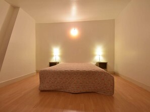 4 bedrooms