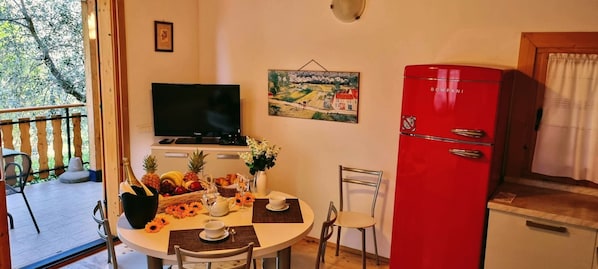 Nicht klassifiziertes Bild, 1 von 16, Schaltfläche