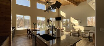 Kenai Honey Hole! Modern 3 bedroom Duplex across from Kenai River!