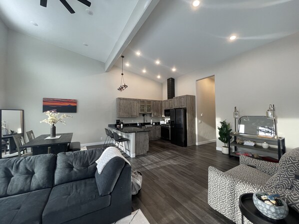 Smart TV, table football - Brand New Modern Duplex! Across from Kenai River and go Fish! (Soldotna)