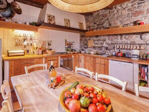 Dining - Charming Farmhouse in Cros-de-Géorand (Cros-De-Géorand)