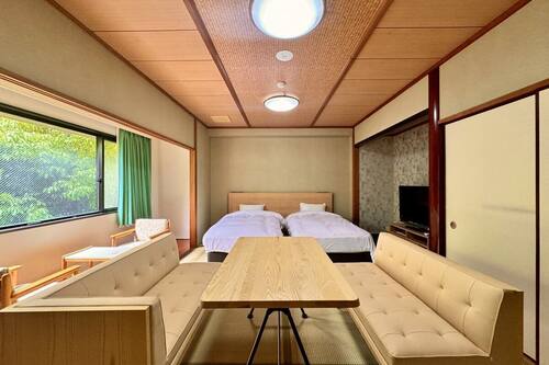 패밀리 트윈룸, 싱글침대 2개, 금연 (Japanese-Western style Room C) | 무료 WiFi, 침대 시트