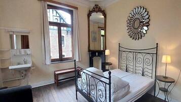 8 camere, Wi-Fi