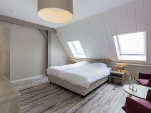 3 bedrooms, WiFi