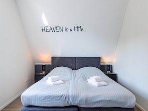 3 bedrooms, WiFi