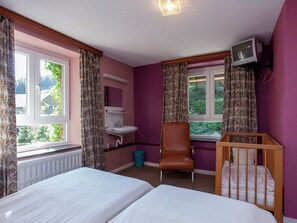 Luokittelematon kuva, 5 kautta 31, painike