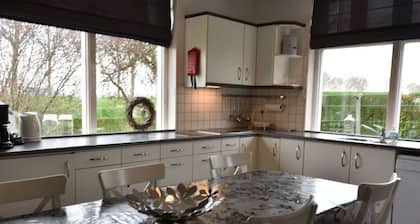 Spacious farmhouse in IJzendijke with garden