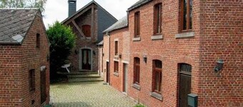 Quaint Farmhouse in Maffe with a Turkish Bath