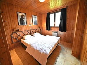 3 bedrooms, WiFi - Bungalow in Belgium near Ourthe River (Noiseux)