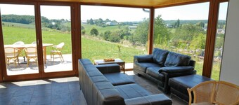 Casa in pietra a Durbuy con sauna e vista