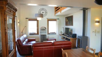 Smart TV, video games, DVD player