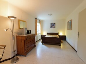 4 bedrooms, WiFi - Sunny Villa Stay in Nyons (Nyons)