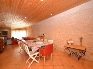 Dining - Cosy house with private pool near Valence (Alixan)