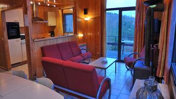 TV, DVD player, stereo