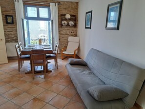 Living area - Sea View Apartment in Le Pouldu (Le Pouldu)