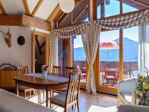 Dining - Apartment in St. Stefan near Nassfeld Ski Area (St. Stefan im Gailtal)