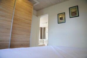 2 bedrooms, WiFi - Holiday Home in Duruby with Garden & BBQ (Durbuy)